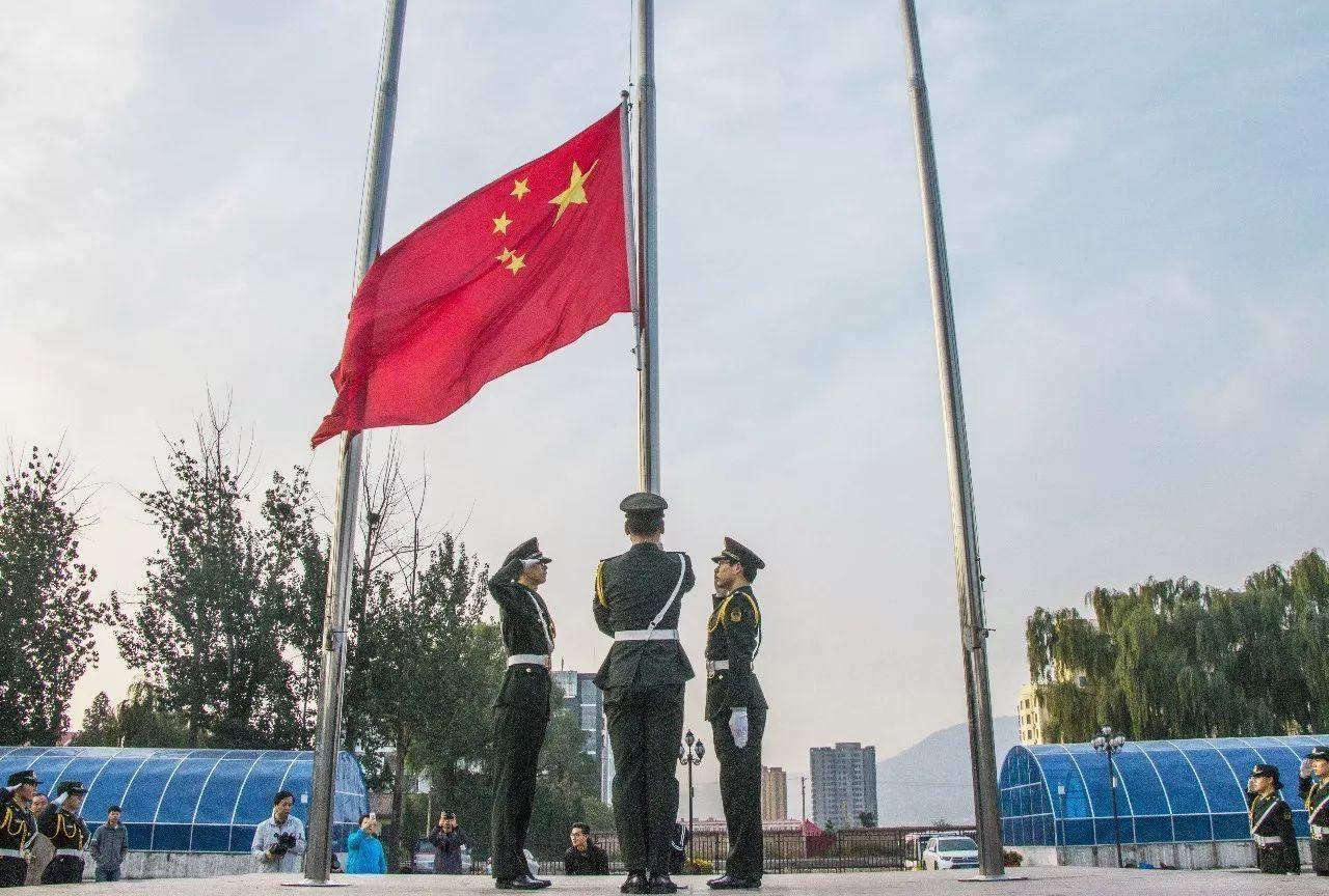 你多久没打了 固定电话数量17年连降：流失近2亿户